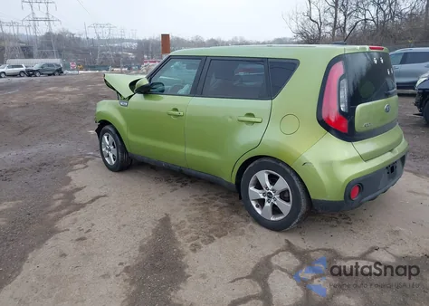 2017 Kia Soul z USA, uszkodzony, nr VIN KNDJN2A22H7881627